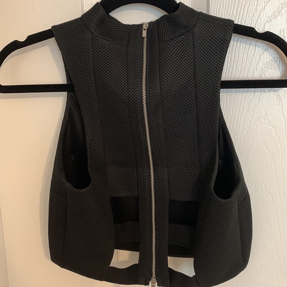 Like new! Express Zip Back Crop Top - Picture 1 of 5